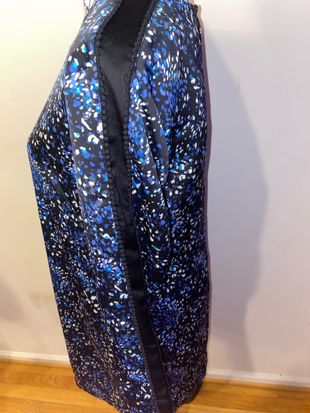 NWT! Banana Republic Black, Blue and White Speckled Long Sleeve Dress Size 10P - Picture 7 of 14
